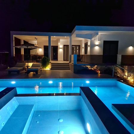 Luxury Villa Anemone With Private Pool Пастида Экстерьер фото